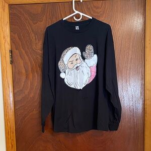 Gildan men’s size XL Santa top
